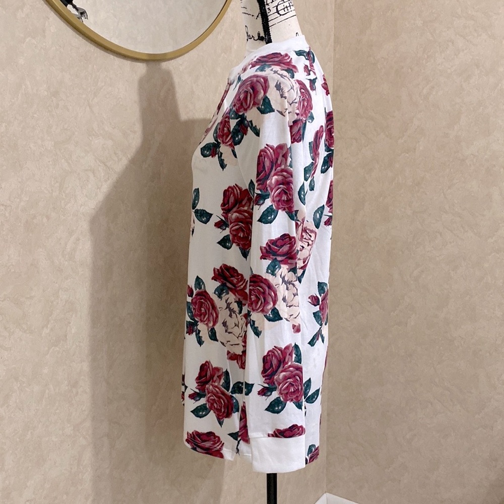 Red, Pink, and Green Rose Pattern Unisex Henley Top | LuLaRoe Mark - Picture 3 of 10